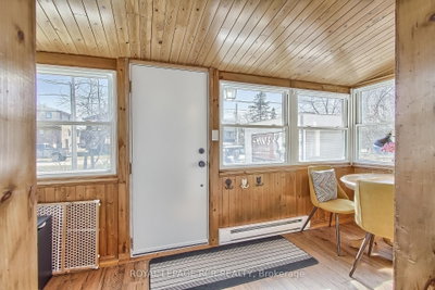 1066 Wood Street — photo 3