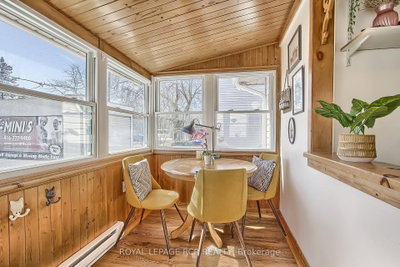 1066 Wood Street — photo 4