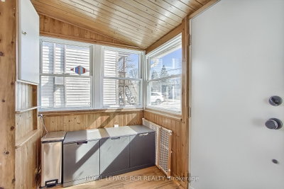 1066 Wood Street — photo 5