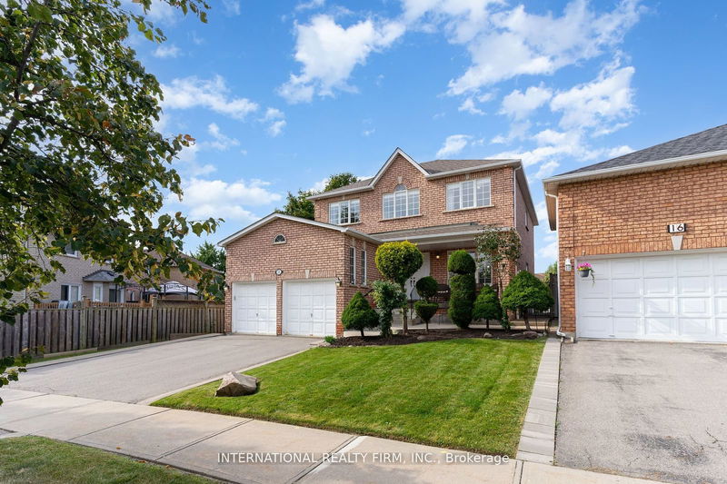 12 Giotto Cres  Vaughan, L6A 3N7 | Image 1