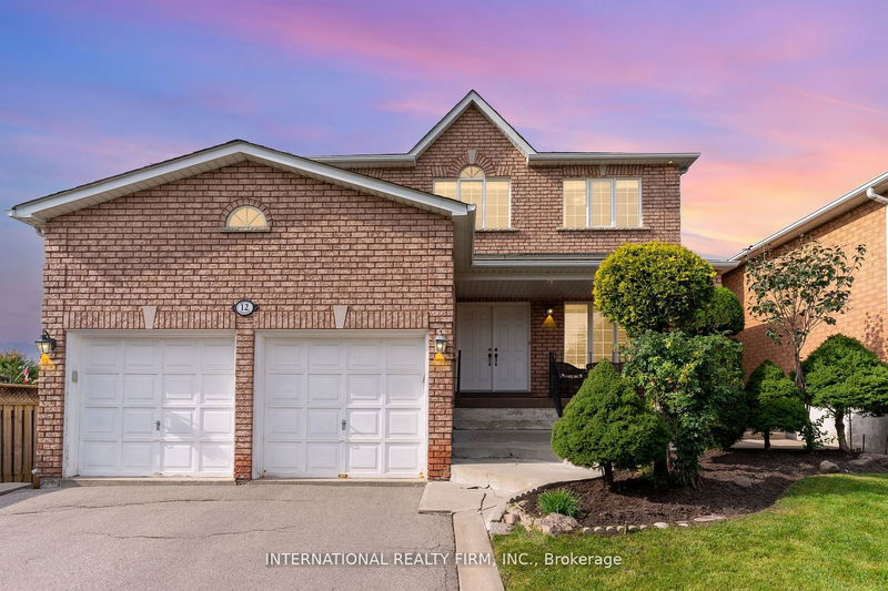 12 Giotto Cres  Vaughan, L6A 3N7 | Image 3