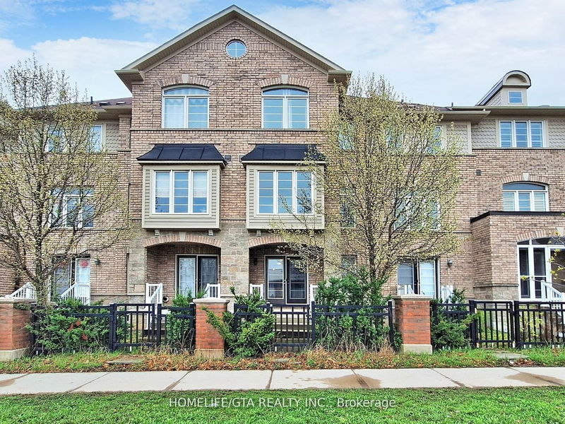 home for sale on 105 Chokecherry Crescent