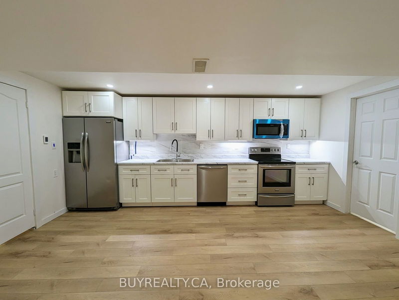 home for lease on BSMT(2)-1338 Dallman Street