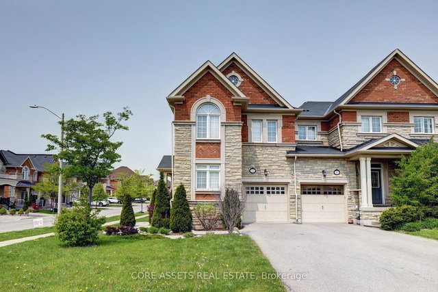 41 Spruce Pine Crescent