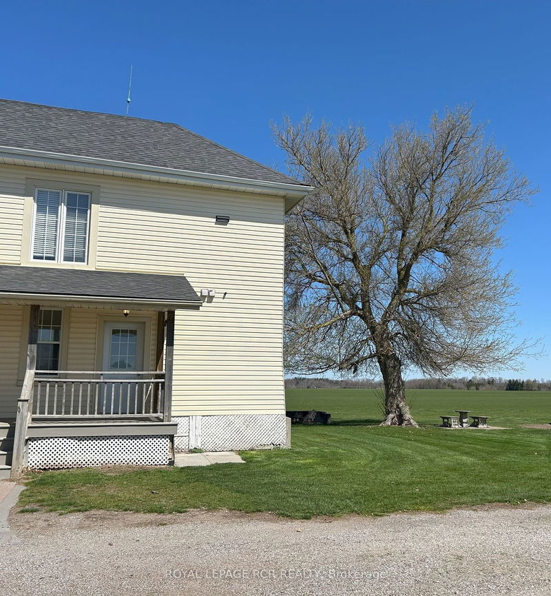 home for lease on Unit B-5997 5th Line