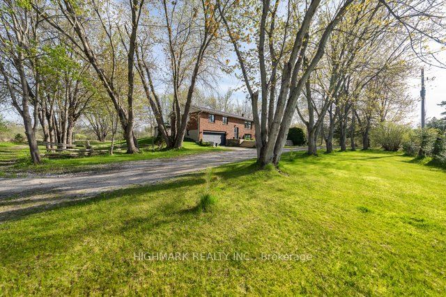 home for sale on 2747 7th Line