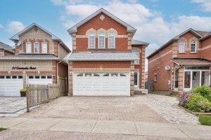 home for lease on Lower-26 Constantia Street