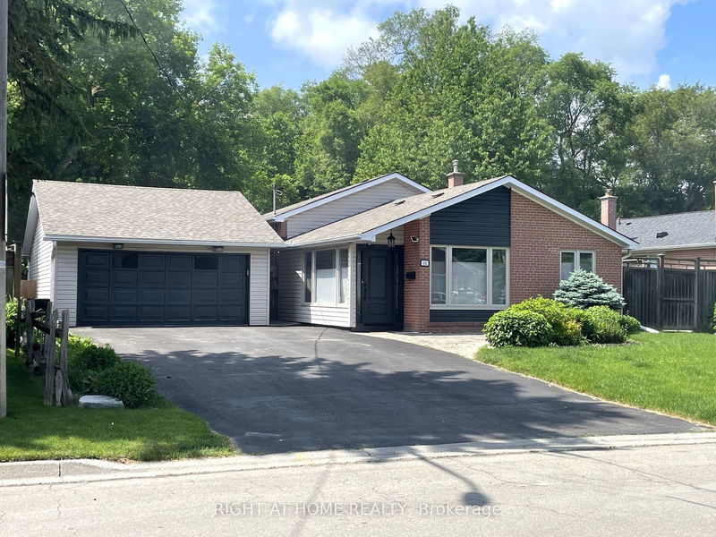 home for lease on 54 Seaton Drive