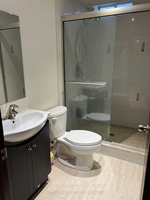 742 Hammersly Blvd, Markham, L6E 2B2 | Image 2