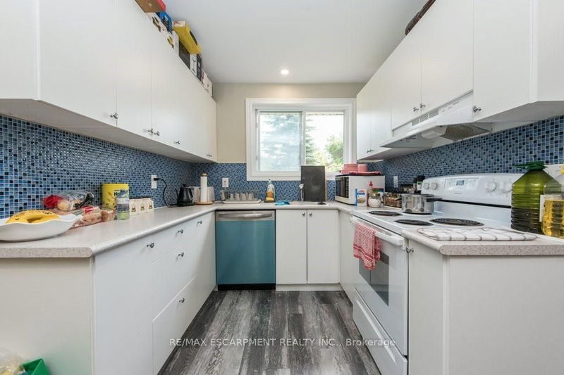 19 George St  Richmond Hill, L4E 2V7 | Image 12