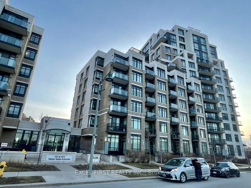 home for lease on 807-151 Upper Duke Crescent