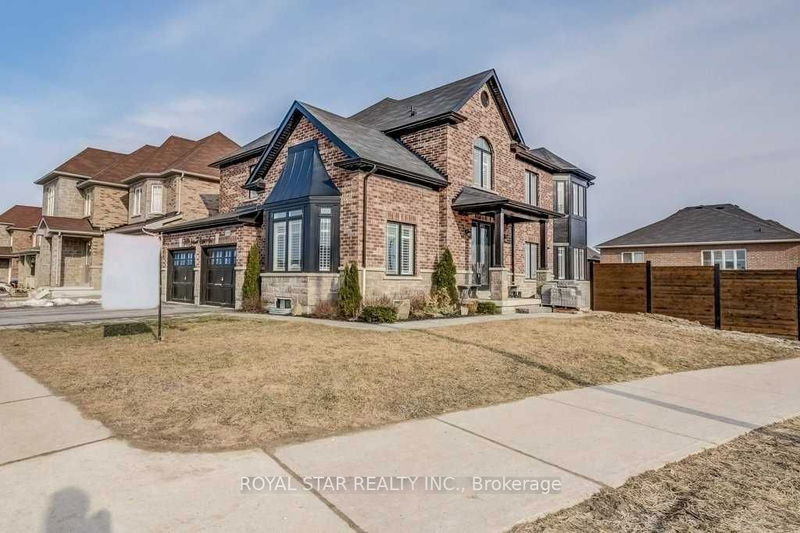 1409 Lormel Gate Ave  Innisfil, L0L 1W0 | Image 2