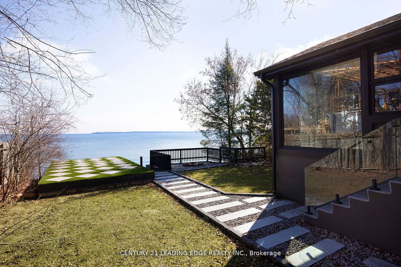 home for sale on 627 Lakelands Avenue