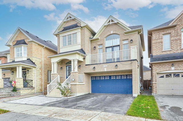 35 Yakefarm Boulevard