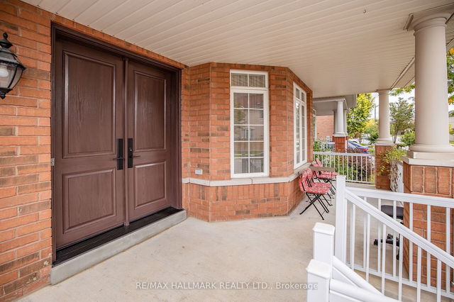 240 St.Urbain Drive