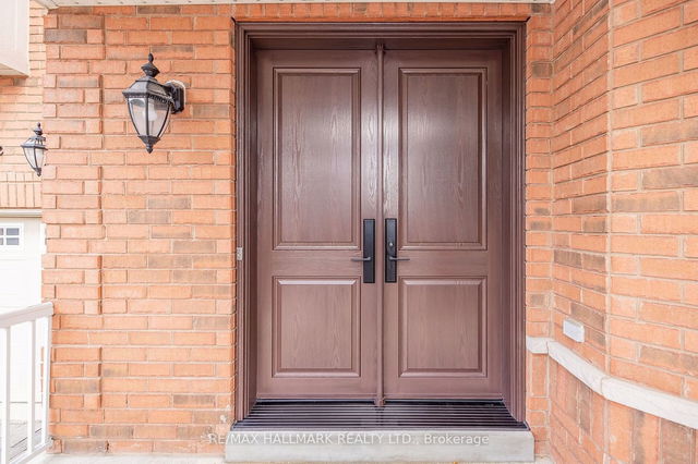 240 St.Urbain Drive