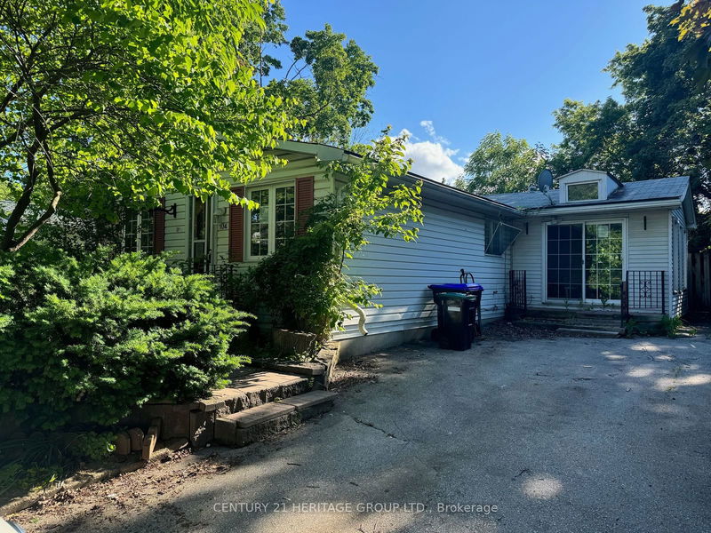 home for sale on 104 Queen Street N
