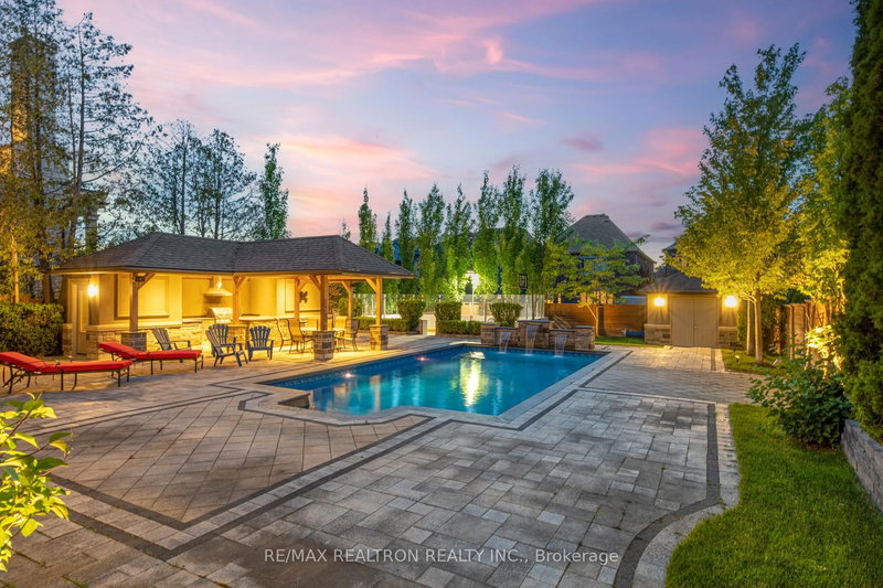 46A Puccini Dr, Richmond Hill, L4E 2Y6 | Image 2