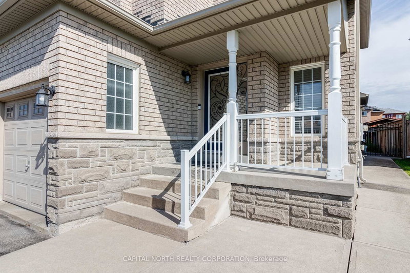 72 Ravineview Dr, Vaughan, L6A 3T6 | Image 3