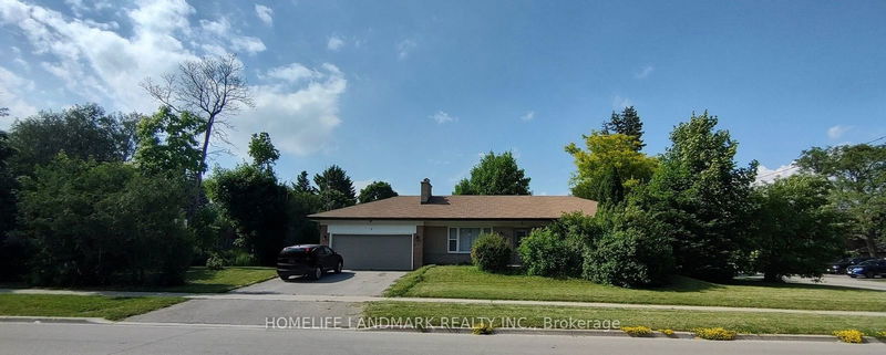home for lease on 2 Grenfell Crescent