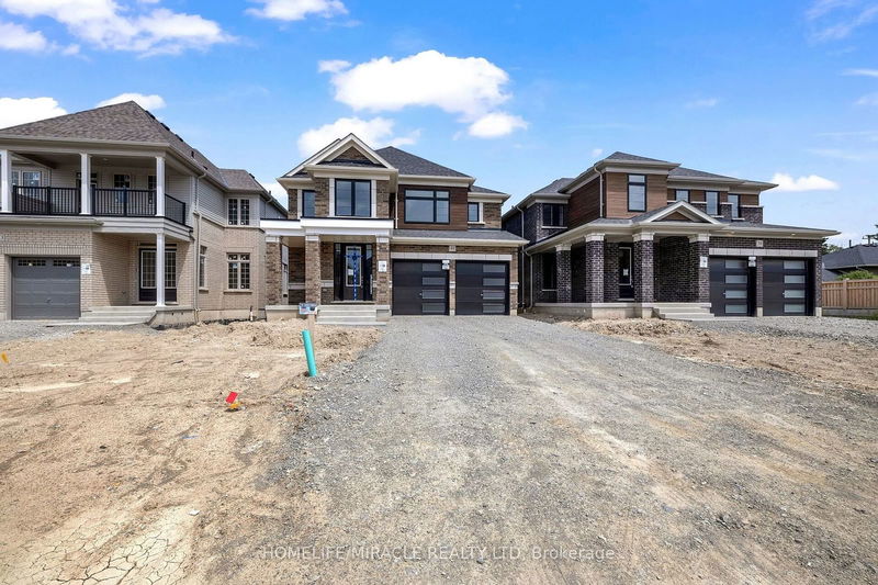 home for lease on 41 sandhill Crescent