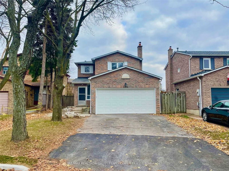 home for lease on 120 Mercer Crescent