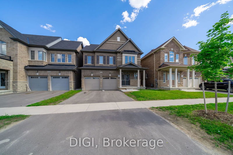 home for lease on 556 Mactier Drive