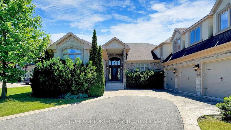 11 Macleod Estate Crt  Richmond Hill, L4E 0B1 | Image 2