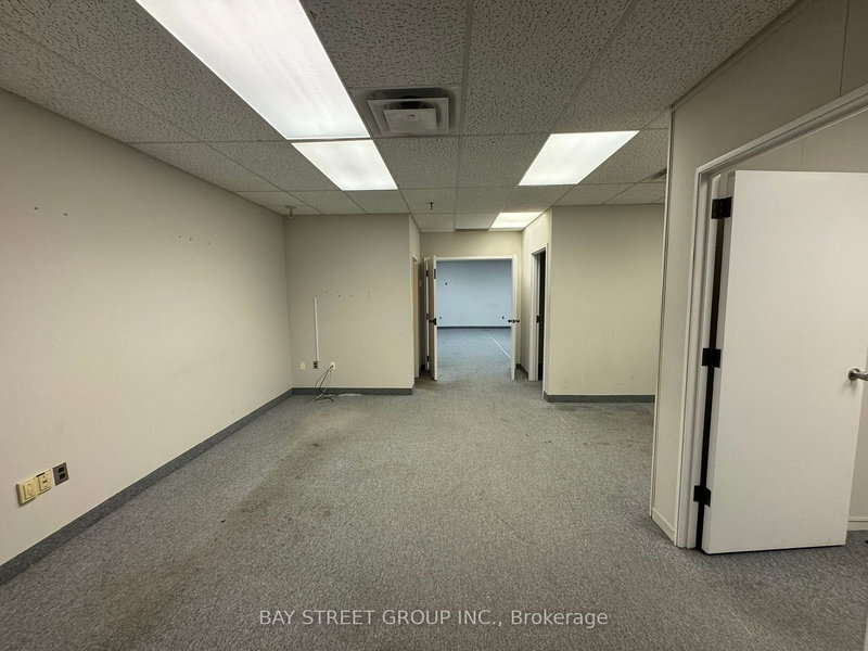 22 - 90 Nolan Crt, Markham, L3R 4L9 | Image 3