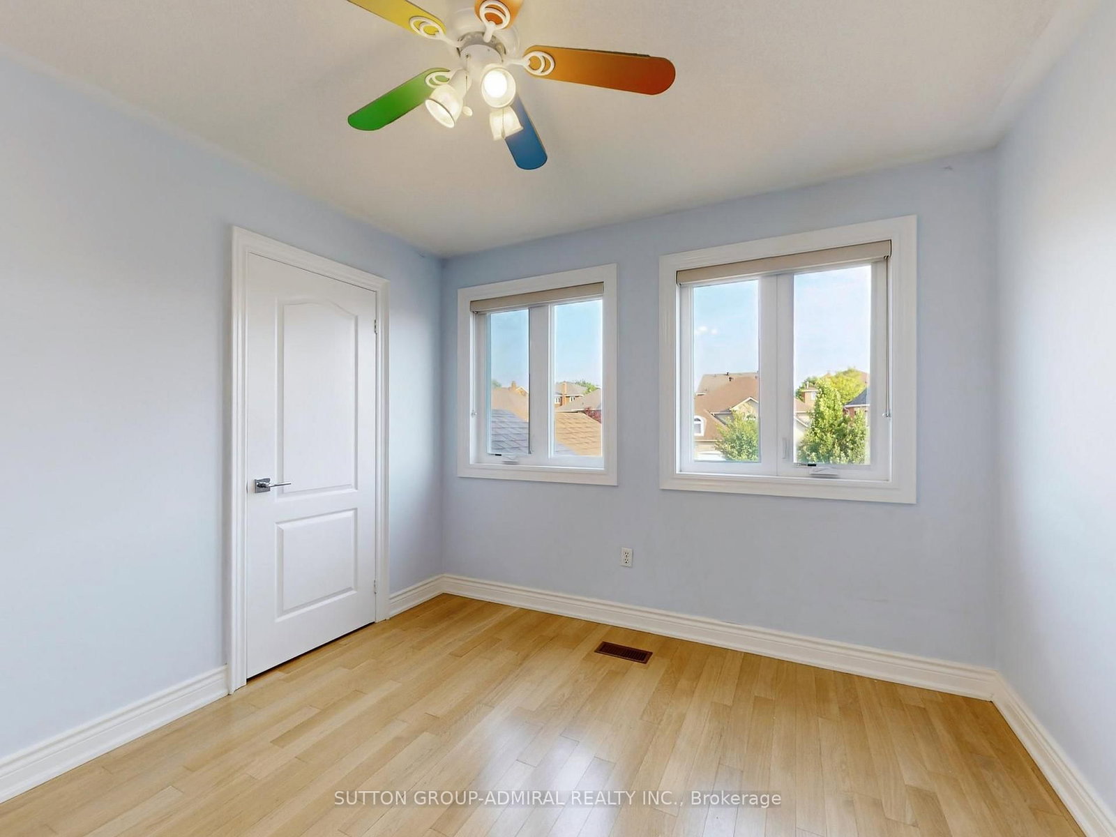 Listing Image 22