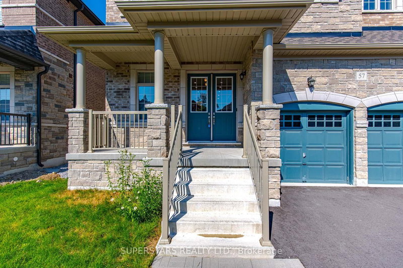 57 Betty May Cres, East Gwillimbury, L9N 1S2 | Image 3