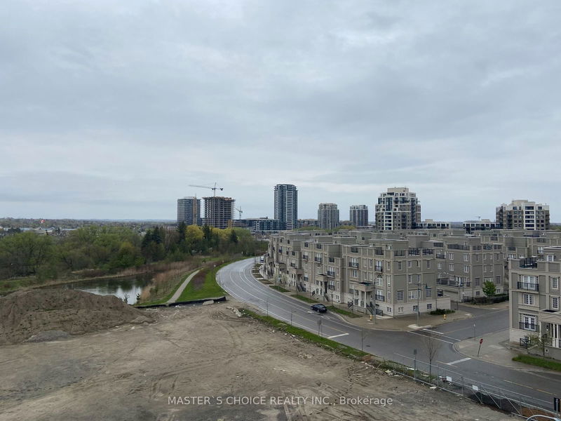  615C - 18 Rouge Valley Dr W Markham, L6G 0B6 | Image 13