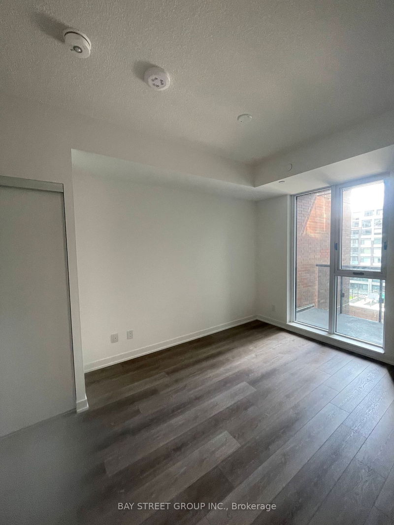 home for lease on B817-292 Verdale Crossing