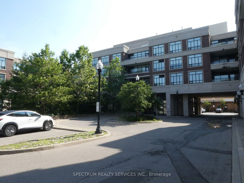 home for lease on 318-2396 Major Mackenzie Drive