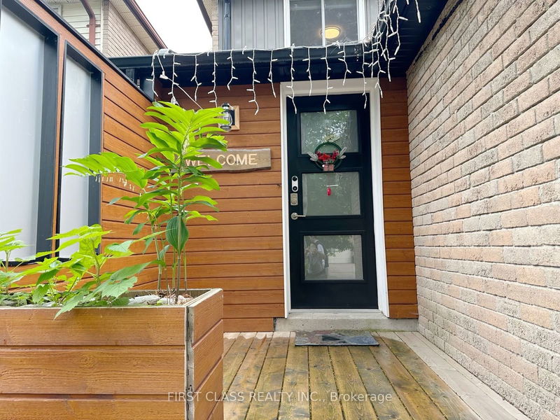 home for lease on 61 Marlow Crescent