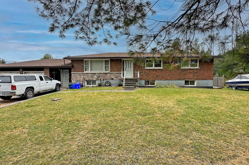 home for sale on 20451 Bathurst Street