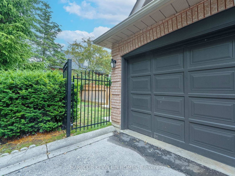 Bsmt - 133 Arten Ave, Richmond Hill, L4C 9Y3 | Image 3