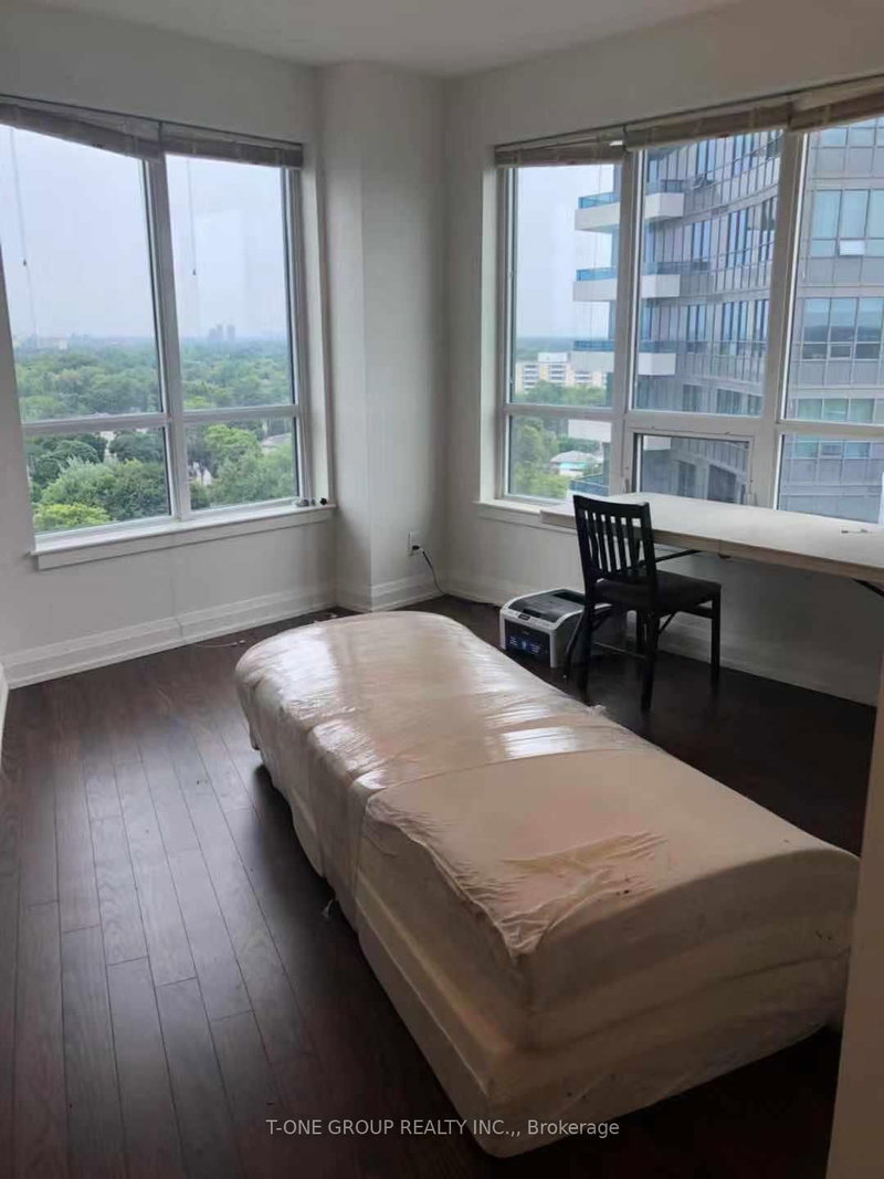 Room1