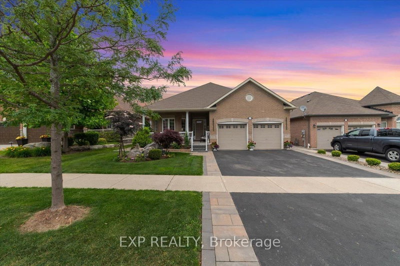 1376 Butler St, Innisfil, L9S 0H2 | Image 2