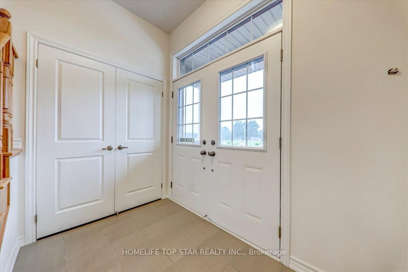 55 Brethet Hts, New Tecumseth, L0G 1A0 | Image 3