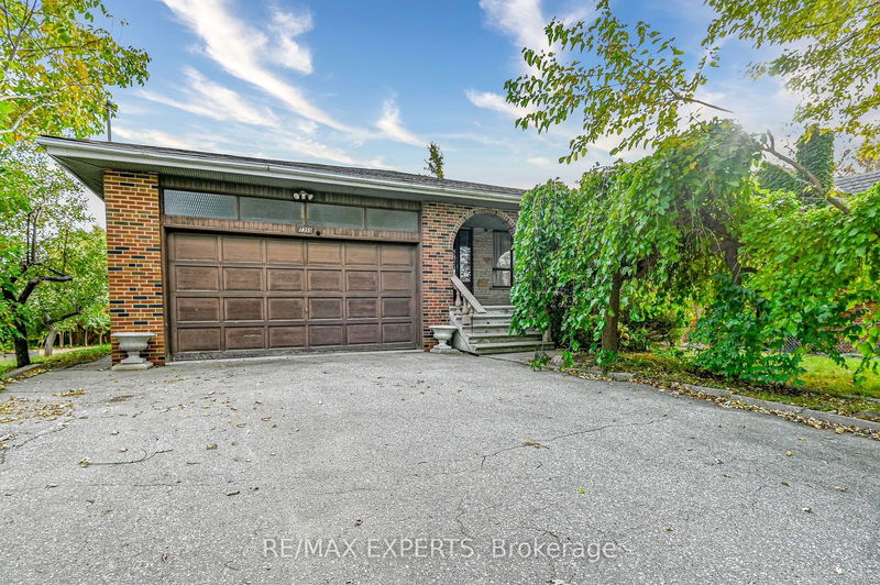 2355 Major Mackenzie Dr  Vaughan, L6A 3Z2 | Image 4