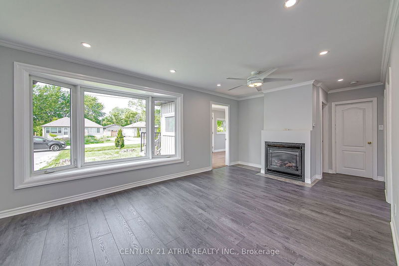 904 Maplewood Dr  Innisfil, L9S 1Y7 | Image 10