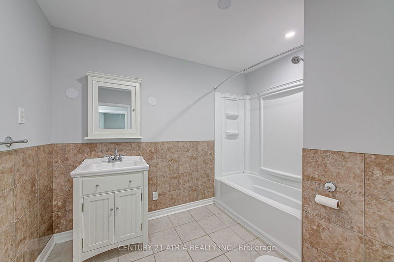 904 Maplewood Dr  Innisfil, L9S 1Y7 | Image 22