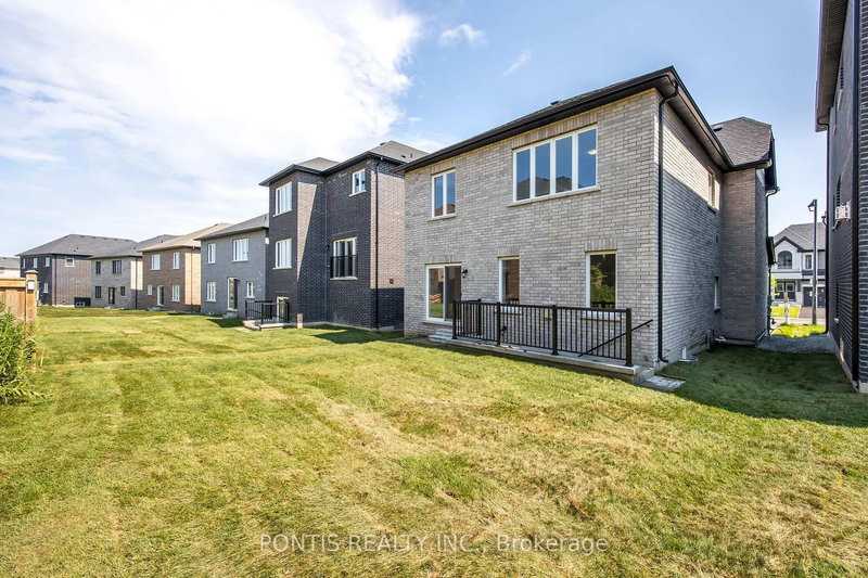1406 Stovell Cres, Innisfil, L0L 1W0 | Image 3