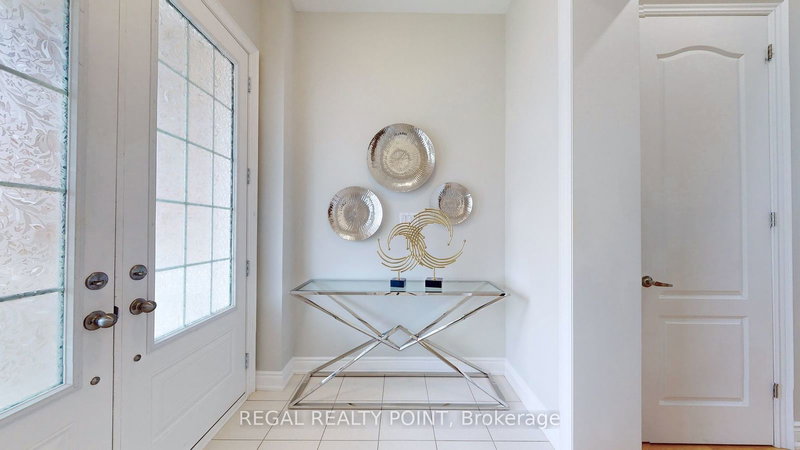 79 Wellspring Ave, Richmond Hill, L4E 1E8 | Image 2