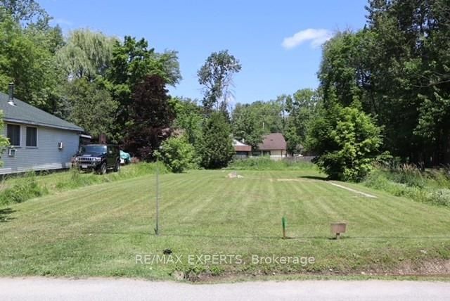 714 Chestnut St  Innisfil, L9S 2H8 | Image 3