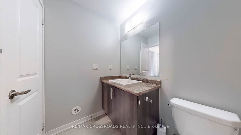 10610 Bathurst St  Vaughan, L6A 4B6 | Image 27