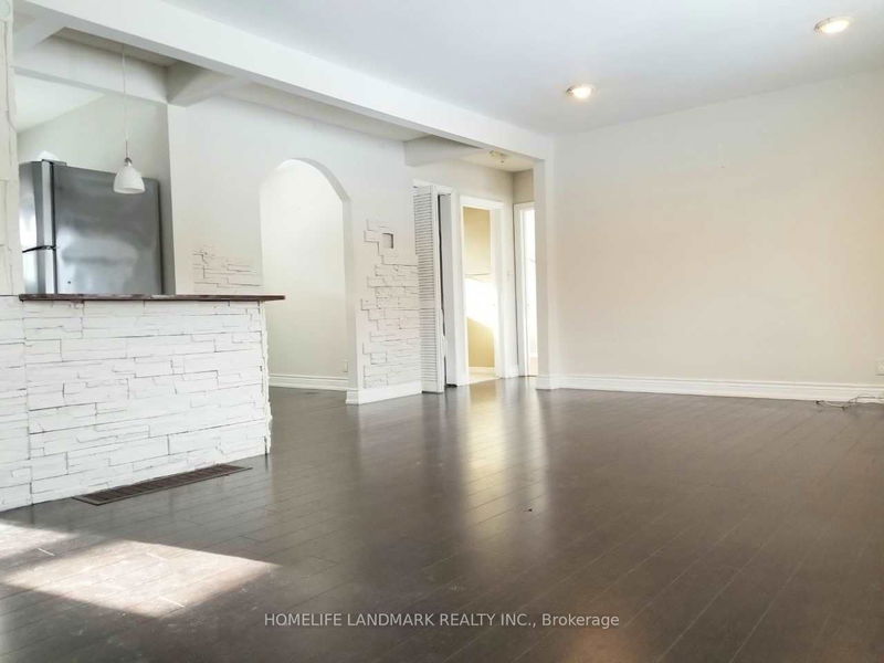 265 Elgin Mills Rd W Richmond Hill, L4C 4M1 | Image 4