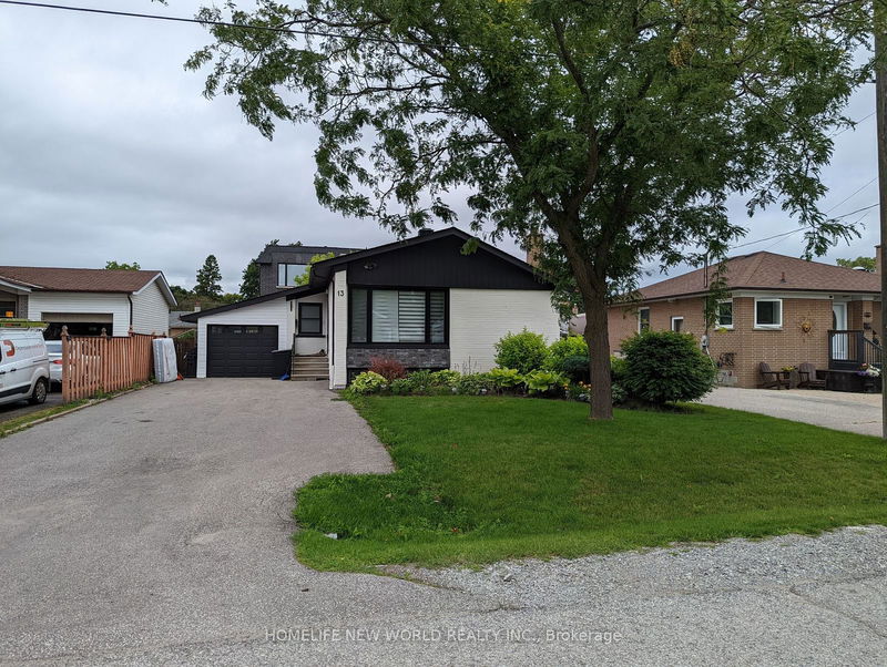 home for lease on Lower-13 Rockport Crescent