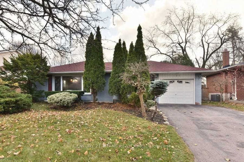 home for sale on 137 Sherwood Forest Drive